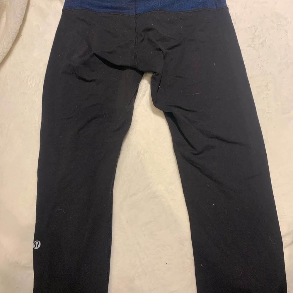 Lululemon leggings crops size 6 blue waistband